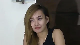 Asian floozy gets her pussy hard fingered&period;